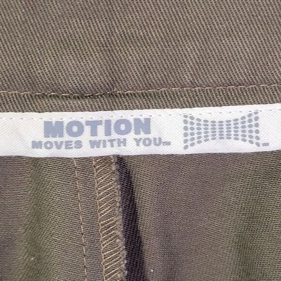 Savane Moves with You Mens Size 38x32 Brown Solid Chino Pants - Picture 2 of 11